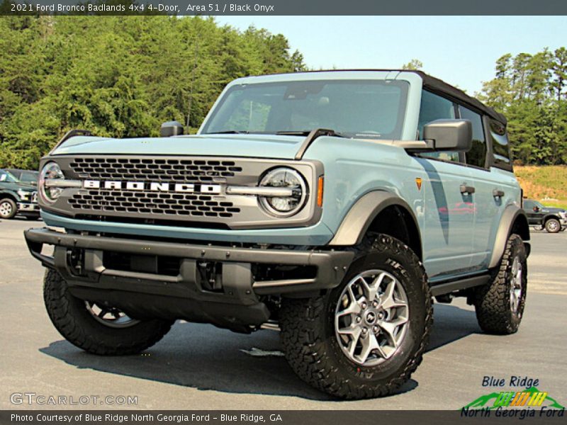 Front 3/4 View of 2021 Bronco Badlands 4x4 4-Door