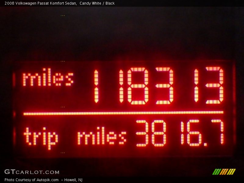 Candy White / Black 2008 Volkswagen Passat Komfort Sedan
