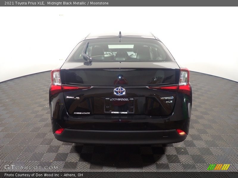 Midnight Black Metallic / Moonstone 2021 Toyota Prius XLE