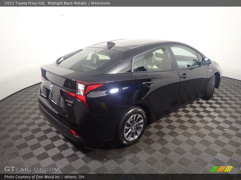 Midnight Black Metallic / Moonstone 2021 Toyota Prius XLE