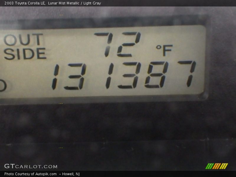 Lunar Mist Metallic / Light Gray 2003 Toyota Corolla LE