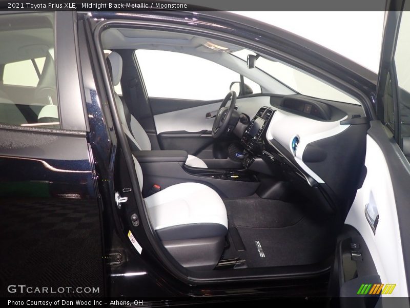 Midnight Black Metallic / Moonstone 2021 Toyota Prius XLE