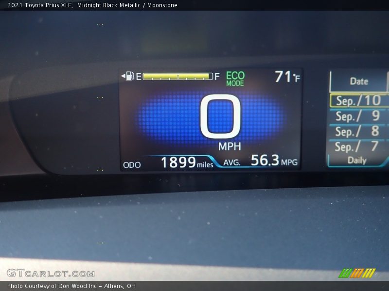 Midnight Black Metallic / Moonstone 2021 Toyota Prius XLE