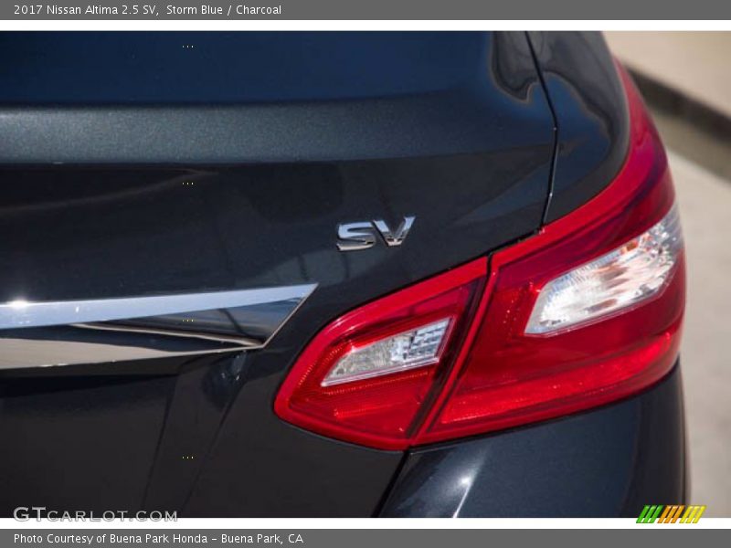 Storm Blue / Charcoal 2017 Nissan Altima 2.5 SV
