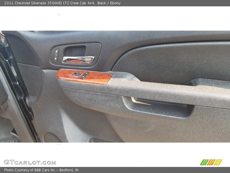 Black / Ebony 2011 Chevrolet Silverado 3500HD LTZ Crew Cab 4x4