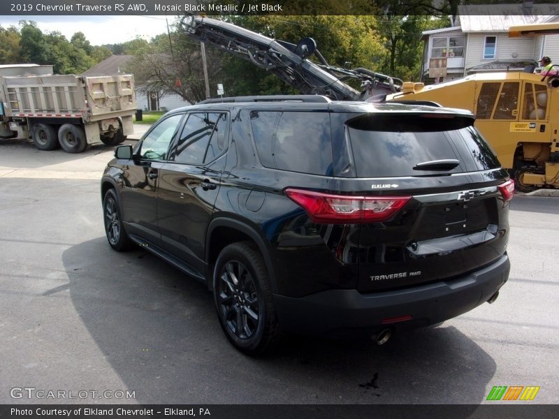 Mosaic Black Metallic / Jet Black 2019 Chevrolet Traverse RS AWD