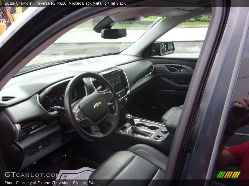 Mosaic Black Metallic / Jet Black 2019 Chevrolet Traverse RS AWD