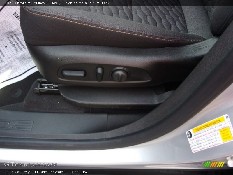 Silver Ice Metallic / Jet Black 2021 Chevrolet Equinox LT AWD
