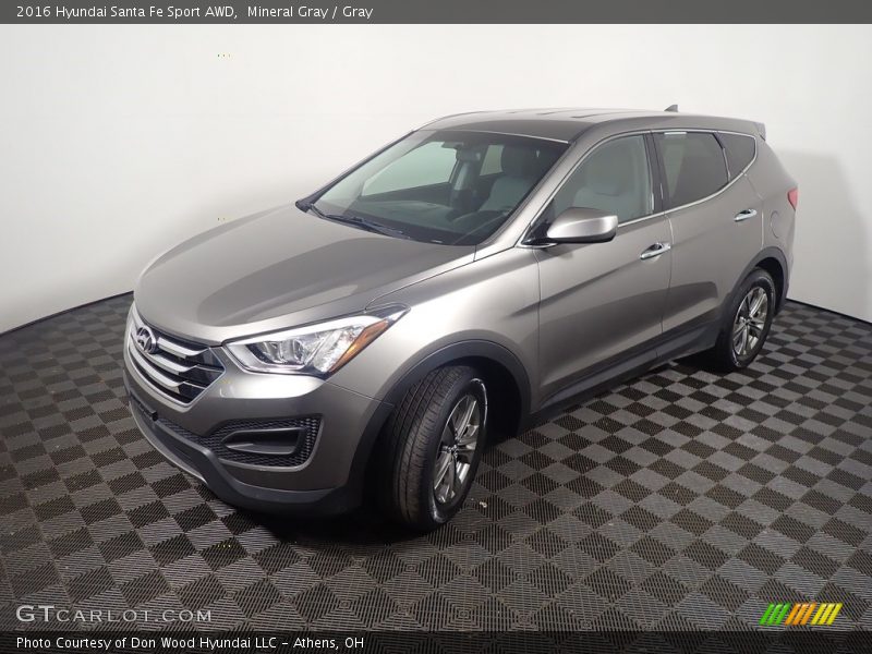 Mineral Gray / Gray 2016 Hyundai Santa Fe Sport AWD