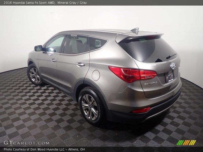 Mineral Gray / Gray 2016 Hyundai Santa Fe Sport AWD