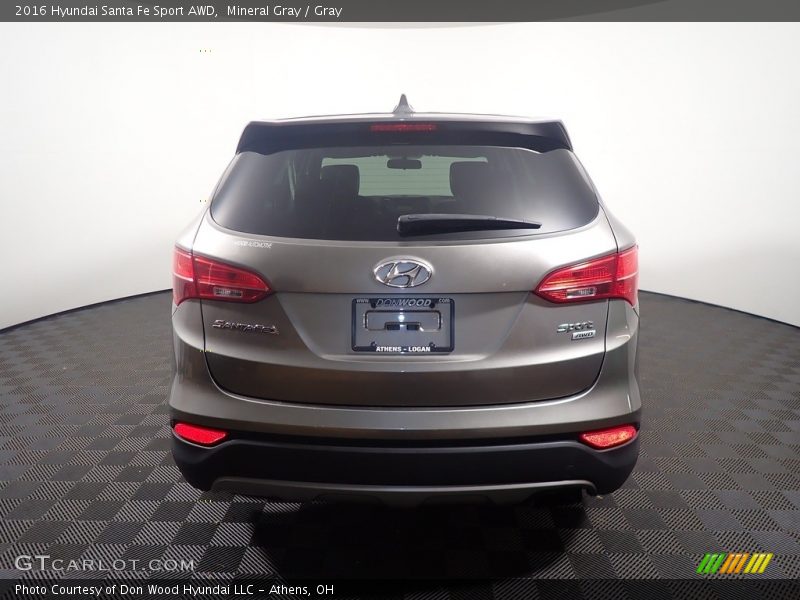 Mineral Gray / Gray 2016 Hyundai Santa Fe Sport AWD