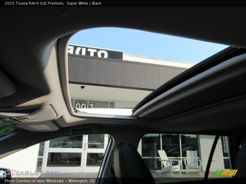 Super White / Black 2020 Toyota RAV4 XLE Premium