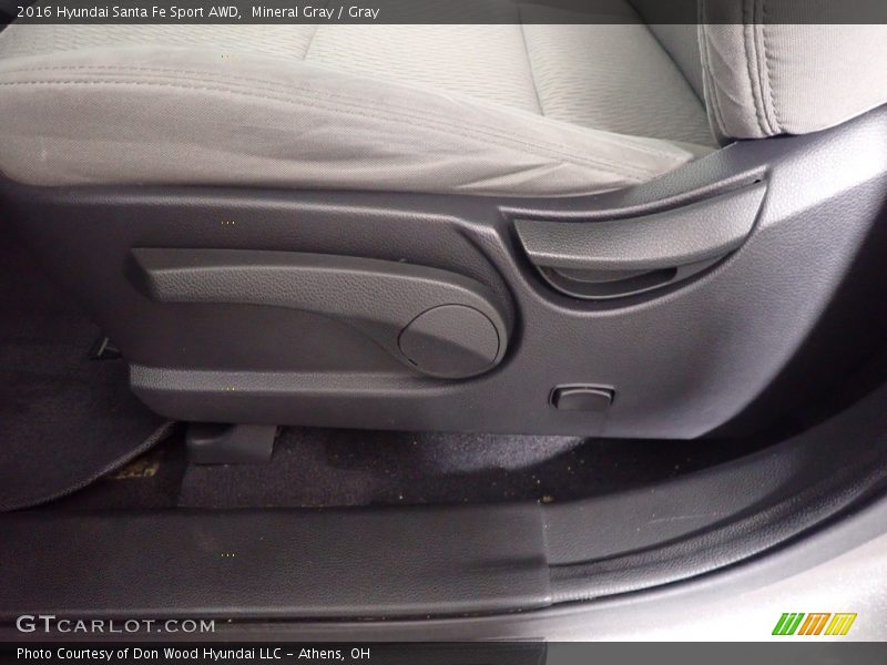 Mineral Gray / Gray 2016 Hyundai Santa Fe Sport AWD
