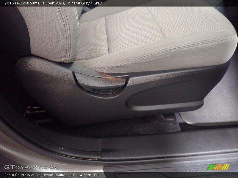 Mineral Gray / Gray 2016 Hyundai Santa Fe Sport AWD