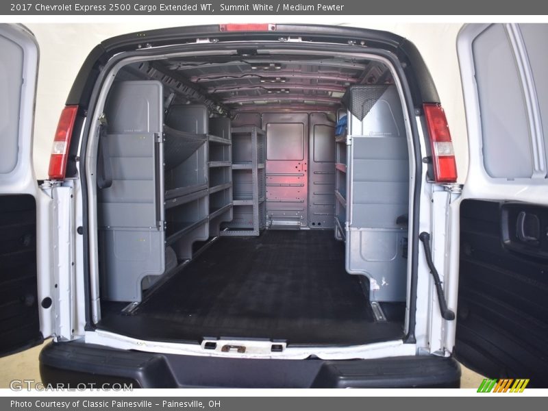 Summit White / Medium Pewter 2017 Chevrolet Express 2500 Cargo Extended WT