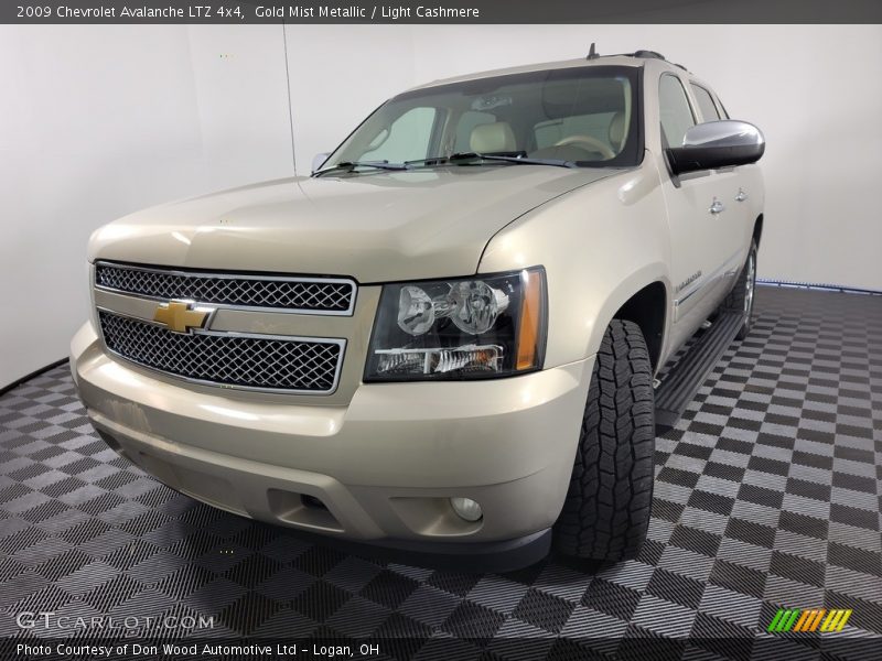 Gold Mist Metallic / Light Cashmere 2009 Chevrolet Avalanche LTZ 4x4