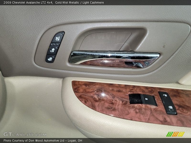 Gold Mist Metallic / Light Cashmere 2009 Chevrolet Avalanche LTZ 4x4