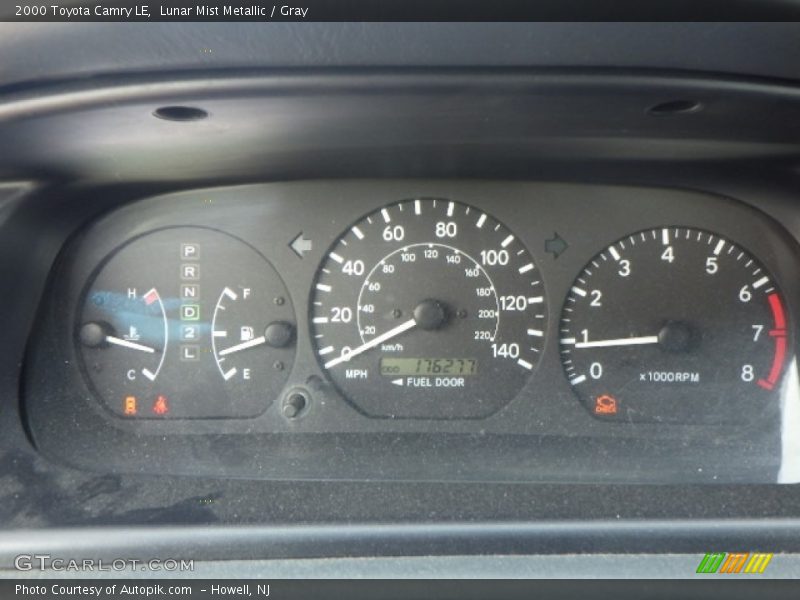 Lunar Mist Metallic / Gray 2000 Toyota Camry LE