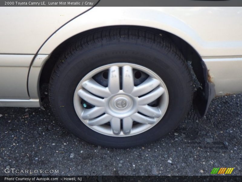 Lunar Mist Metallic / Gray 2000 Toyota Camry LE