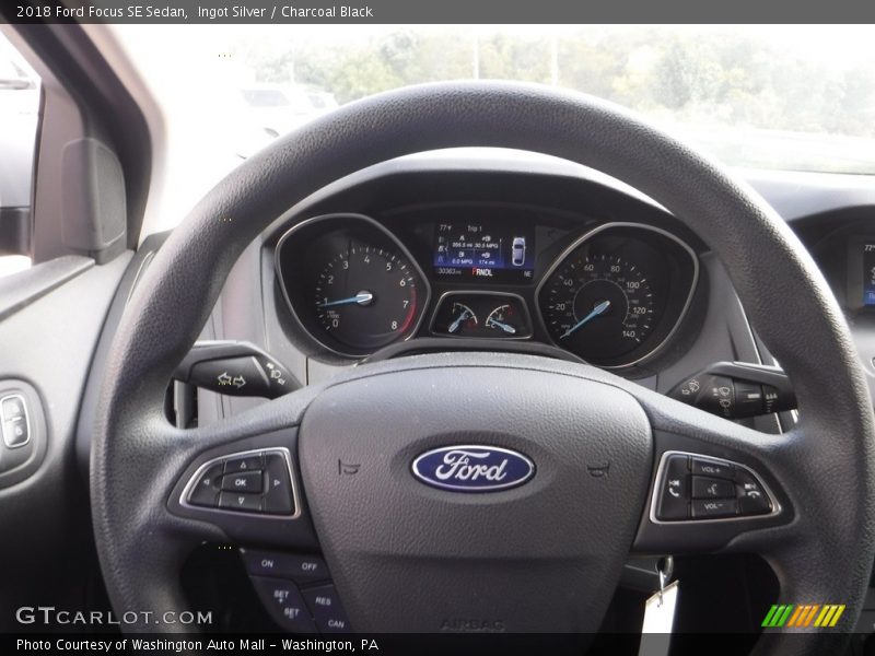 Ingot Silver / Charcoal Black 2018 Ford Focus SE Sedan