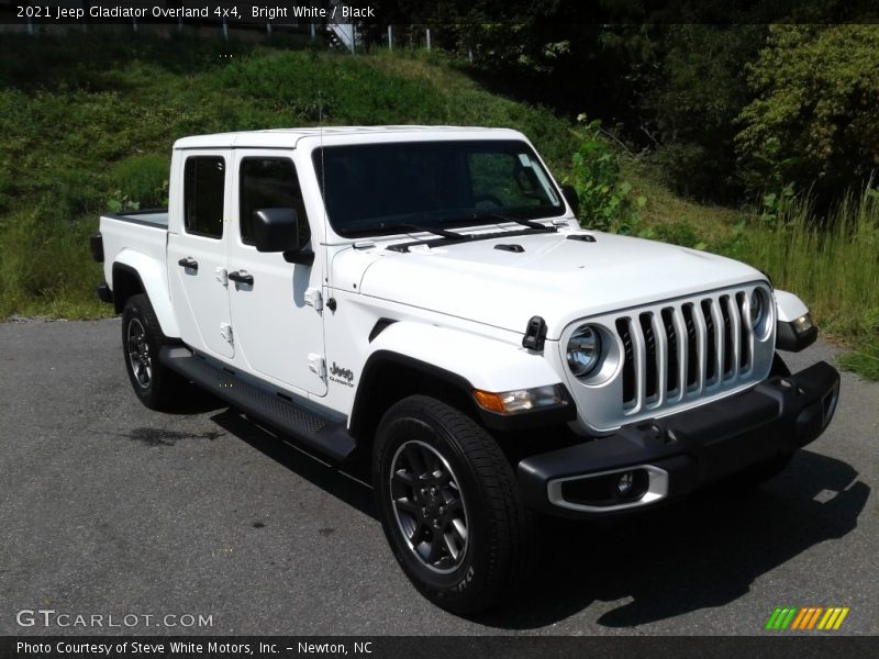 Bright White / Black 2021 Jeep Gladiator Overland 4x4