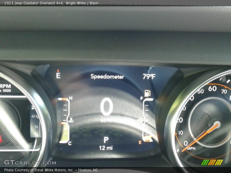 Bright White / Black 2021 Jeep Gladiator Overland 4x4