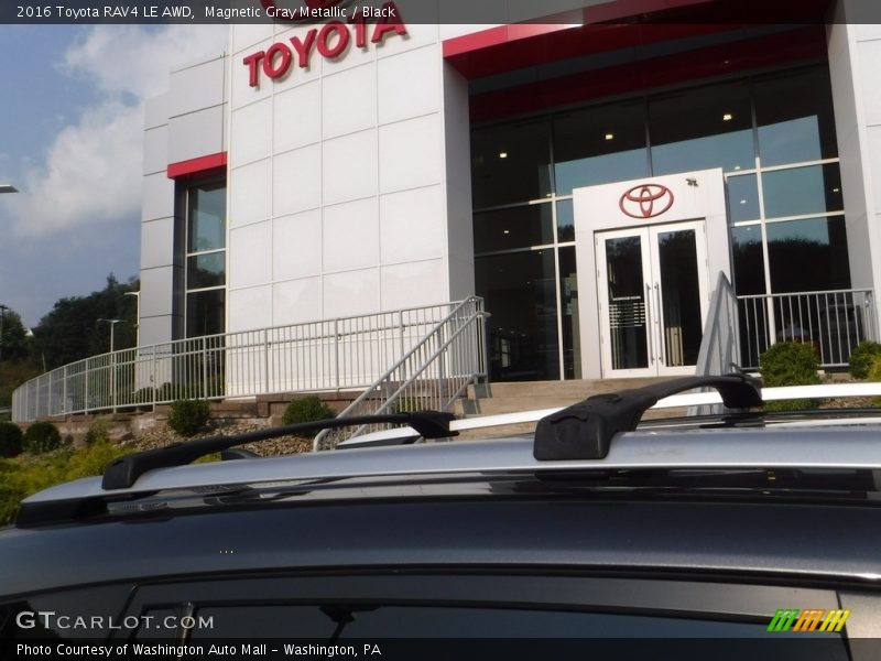 Magnetic Gray Metallic / Black 2016 Toyota RAV4 LE AWD
