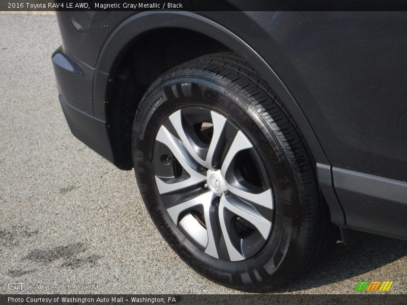 Magnetic Gray Metallic / Black 2016 Toyota RAV4 LE AWD