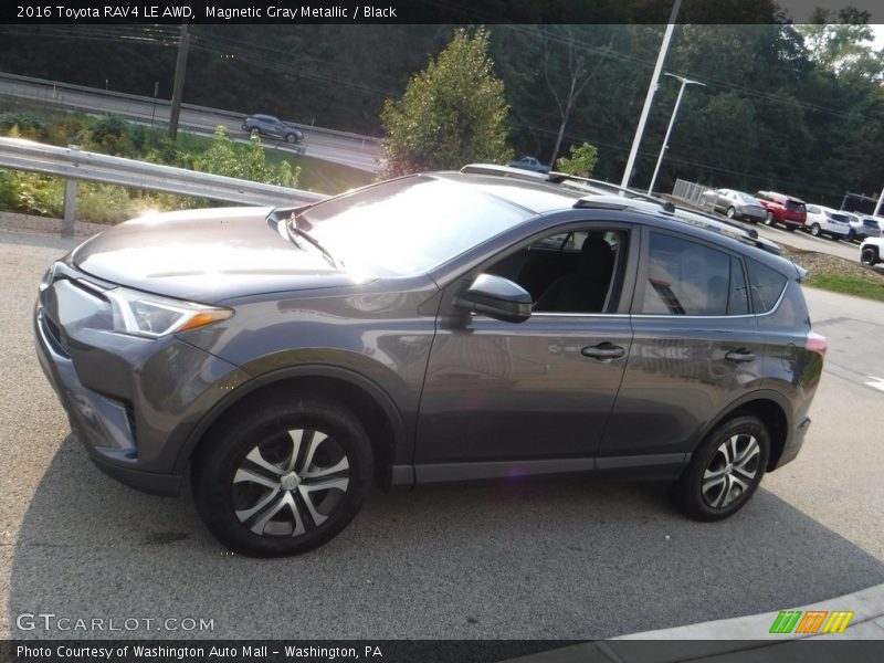 Magnetic Gray Metallic / Black 2016 Toyota RAV4 LE AWD