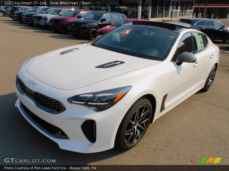 Front 3/4 View of 2022 Stinger GT-Line