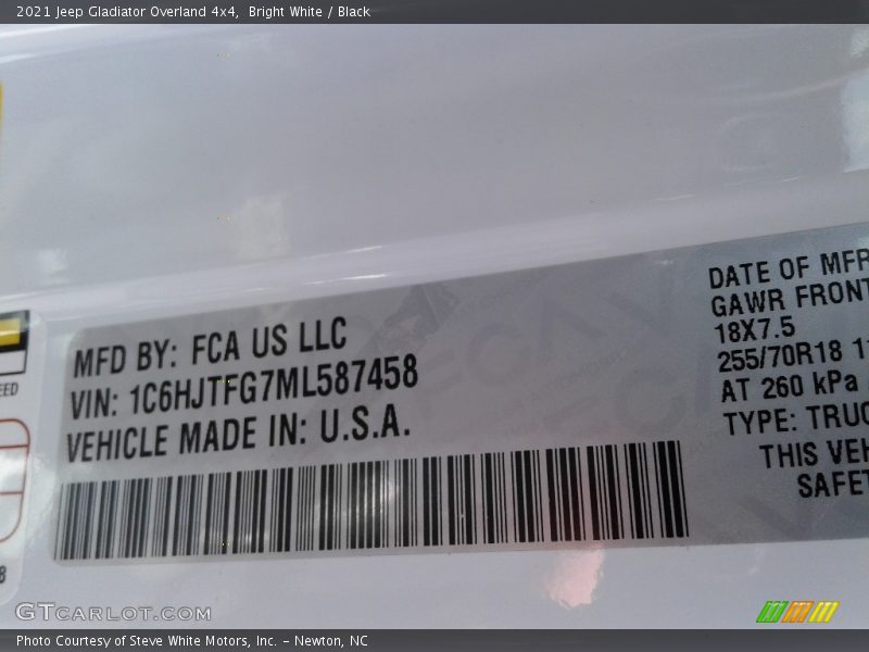 Bright White / Black 2021 Jeep Gladiator Overland 4x4