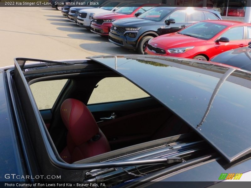 Snow White Pearl / Black 2022 Kia Stinger GT-Line