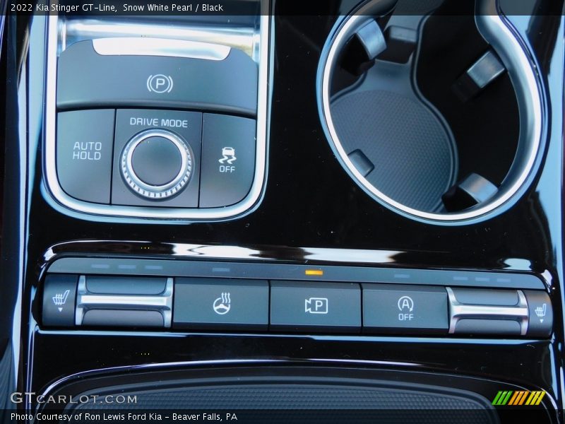 Snow White Pearl / Black 2022 Kia Stinger GT-Line