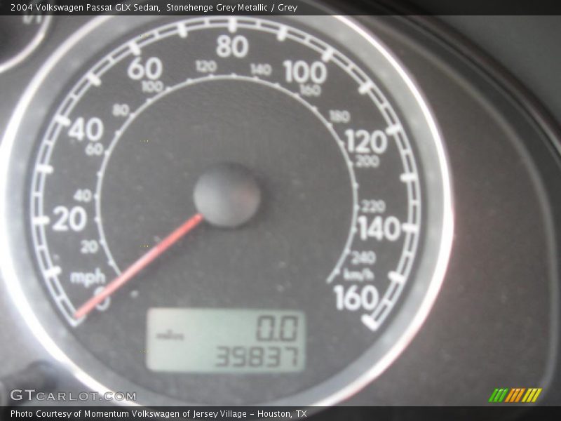 Stonehenge Grey Metallic / Grey 2004 Volkswagen Passat GLX Sedan