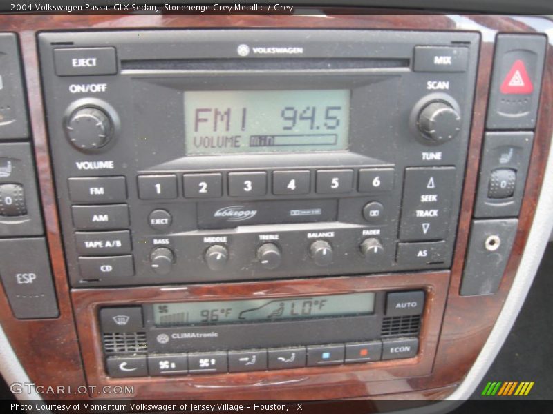 Stonehenge Grey Metallic / Grey 2004 Volkswagen Passat GLX Sedan