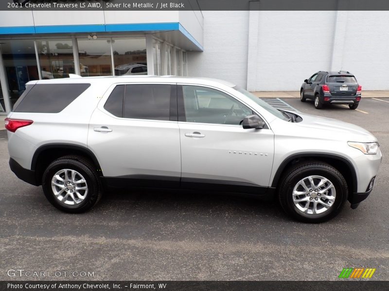 Silver Ice Metallic / Jet Black 2021 Chevrolet Traverse LS AWD