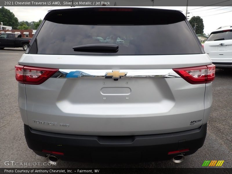 Silver Ice Metallic / Jet Black 2021 Chevrolet Traverse LS AWD