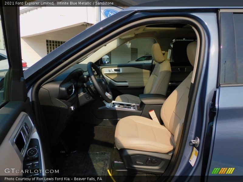 Infinite Blue Metallic / Sandstone 2021 Ford Explorer Limited