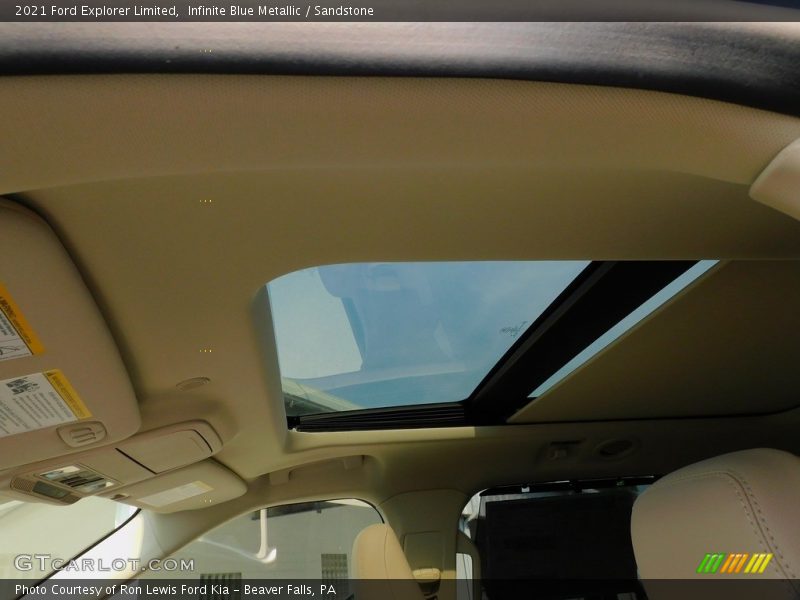Infinite Blue Metallic / Sandstone 2021 Ford Explorer Limited