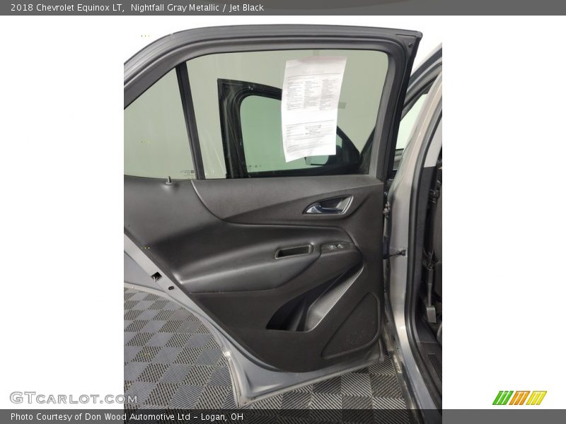 Nightfall Gray Metallic / Jet Black 2018 Chevrolet Equinox LT