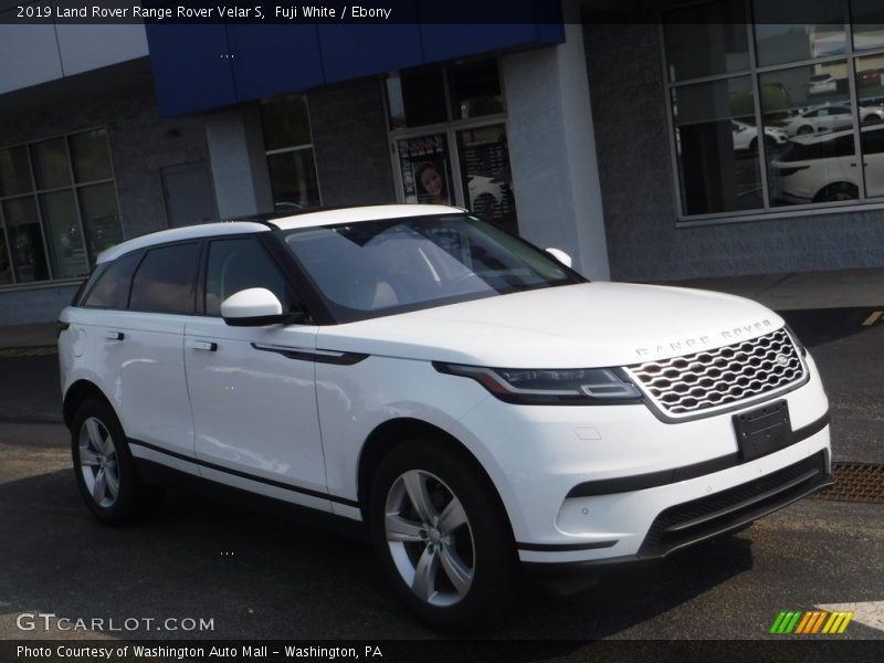 Fuji White / Ebony 2019 Land Rover Range Rover Velar S