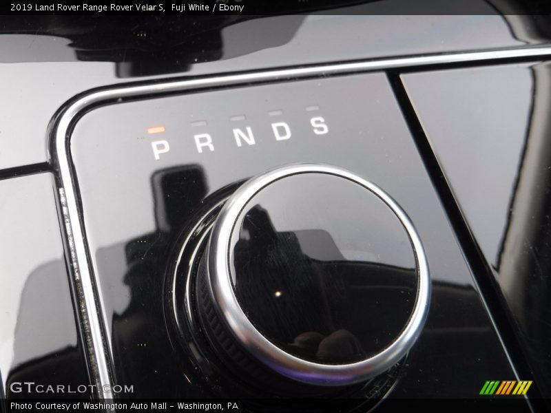 Fuji White / Ebony 2019 Land Rover Range Rover Velar S