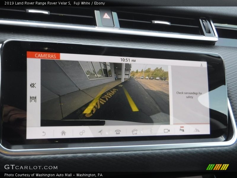 Fuji White / Ebony 2019 Land Rover Range Rover Velar S