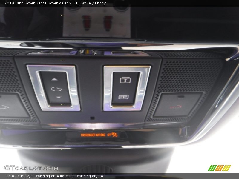 Fuji White / Ebony 2019 Land Rover Range Rover Velar S
