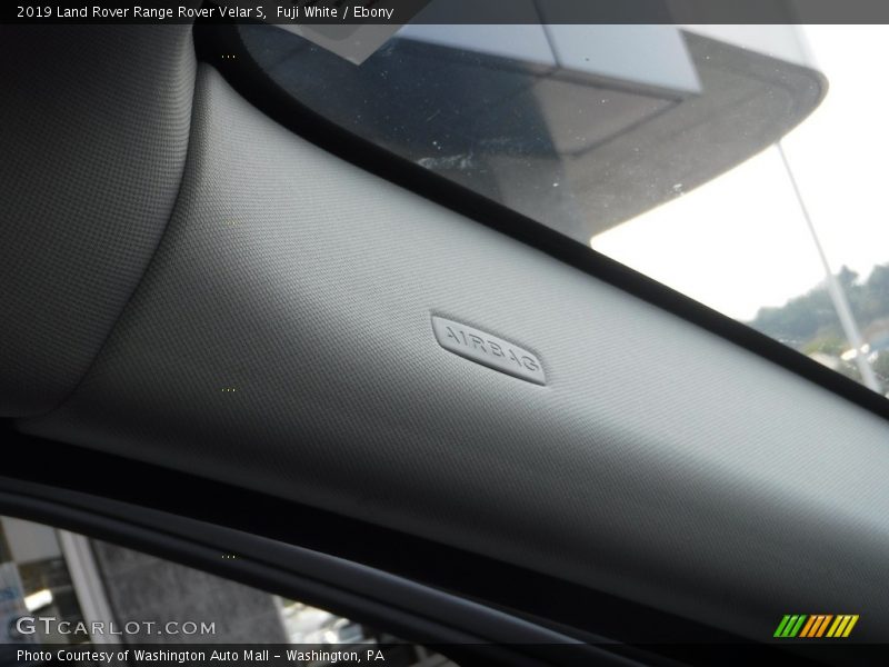 Fuji White / Ebony 2019 Land Rover Range Rover Velar S