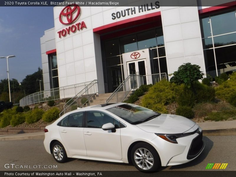 Blizzard Pearl White / Macadamia/Beige 2020 Toyota Corolla XLE