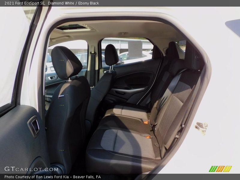 Diamond White / Ebony Black 2021 Ford EcoSport SE
