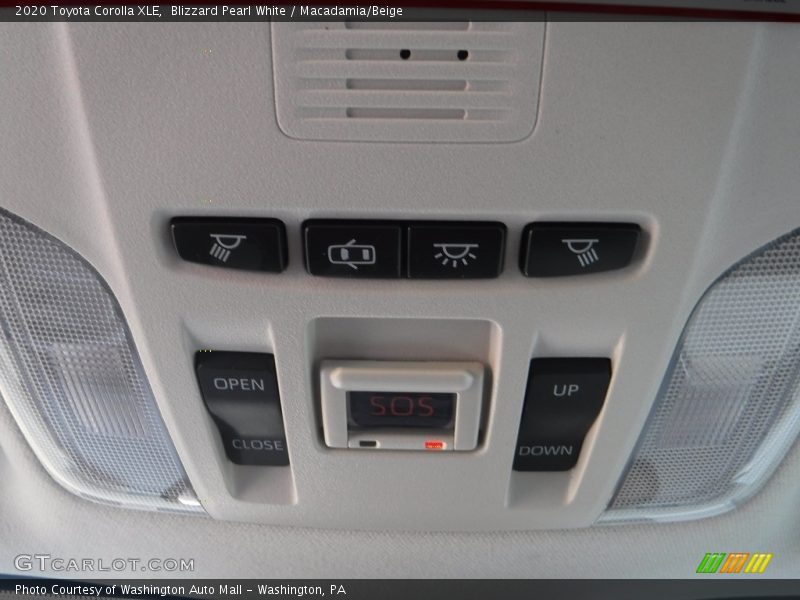 Blizzard Pearl White / Macadamia/Beige 2020 Toyota Corolla XLE