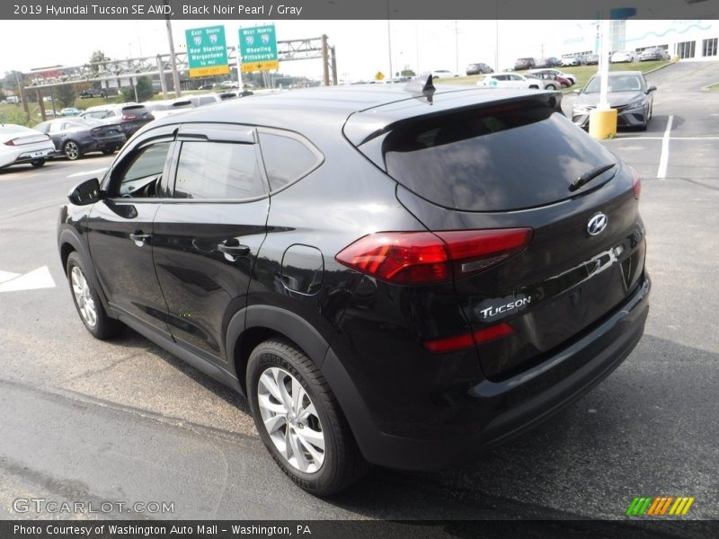 Black Noir Pearl / Gray 2019 Hyundai Tucson SE AWD