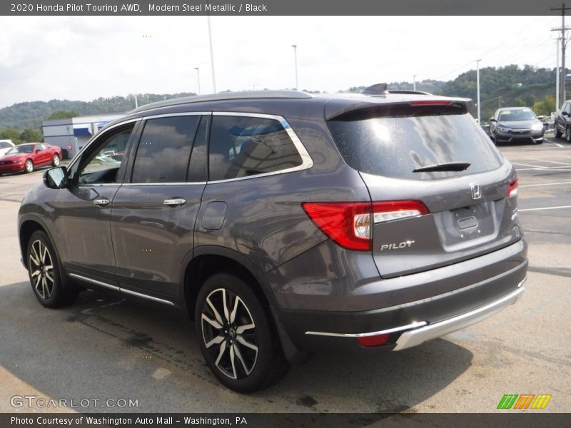 Modern Steel Metallic / Black 2020 Honda Pilot Touring AWD